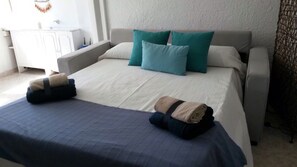 1 bedroom, iron/ironing board, free WiFi, bed sheets - APARTMENT IN BEACHFRONT (ALMERIA AGUADULCE)