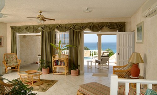 Barbados beach villa w/view, 2 private pools, WiFi, staff. Tranquil and Relaxing