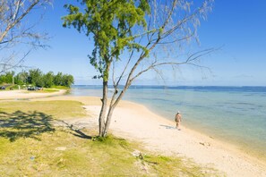 Perto da praia, toalhas de praia 