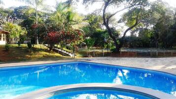 Alberca al aire libre