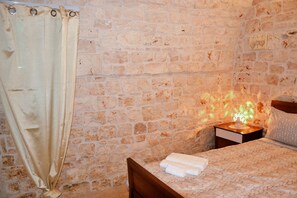 4 Schlafzimmer, Bügeleisen/Bügelbrett, kostenloses WLAN, Bettwäsche