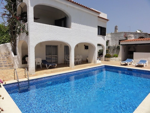 Golf, Beach, Countryside, Water Parks, Free Wifi