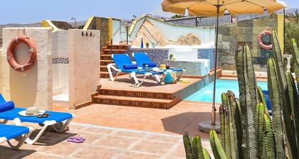 Deluxe Villa 12: lle Salobren kylässä