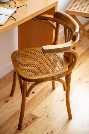 Interior - Chiado | COMFY & EASY ACCESS | Family-Friendly (Lisboa)