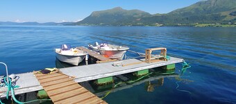 Holiday Home Kvernesfjord with fishing opportunities 