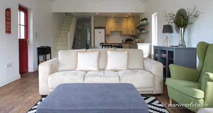 Casa Ceol - tranquil country setting by Ennis