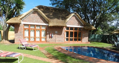 Kutandara Lodges