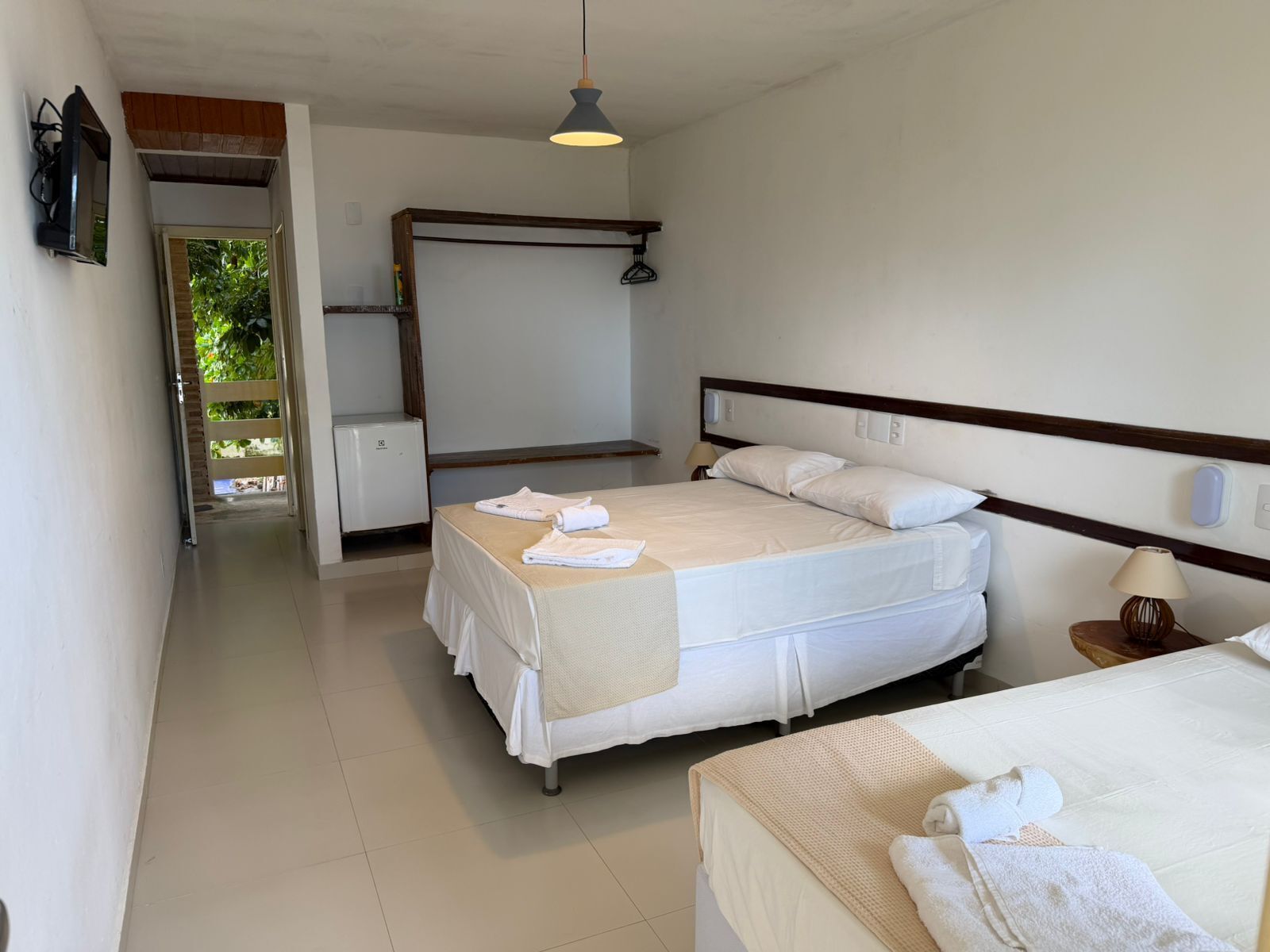 Deluxe Room, Sea View | Minibar, iron/ironing board, free WiFi, bed sheets