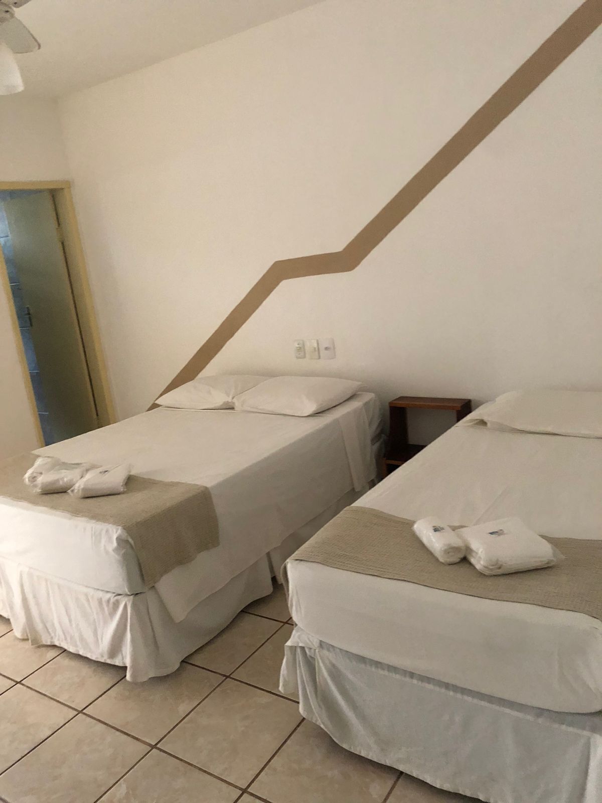 Minibar, iron/ironing board, free WiFi, bed sheets