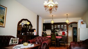 Family House, 5 Bedrooms | Living area | Flat-screen TV - Villa Carpe Diem (Siófok)
