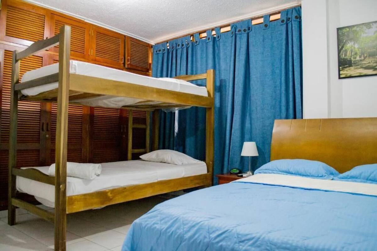 Economy Double or Twin Room | WiFi (free), bed sheets
