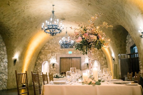 Indoor wedding. Grand Reserve at The Meritage