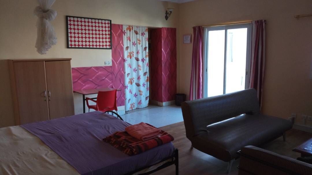 Double Room | Living area | Flat-screen TV