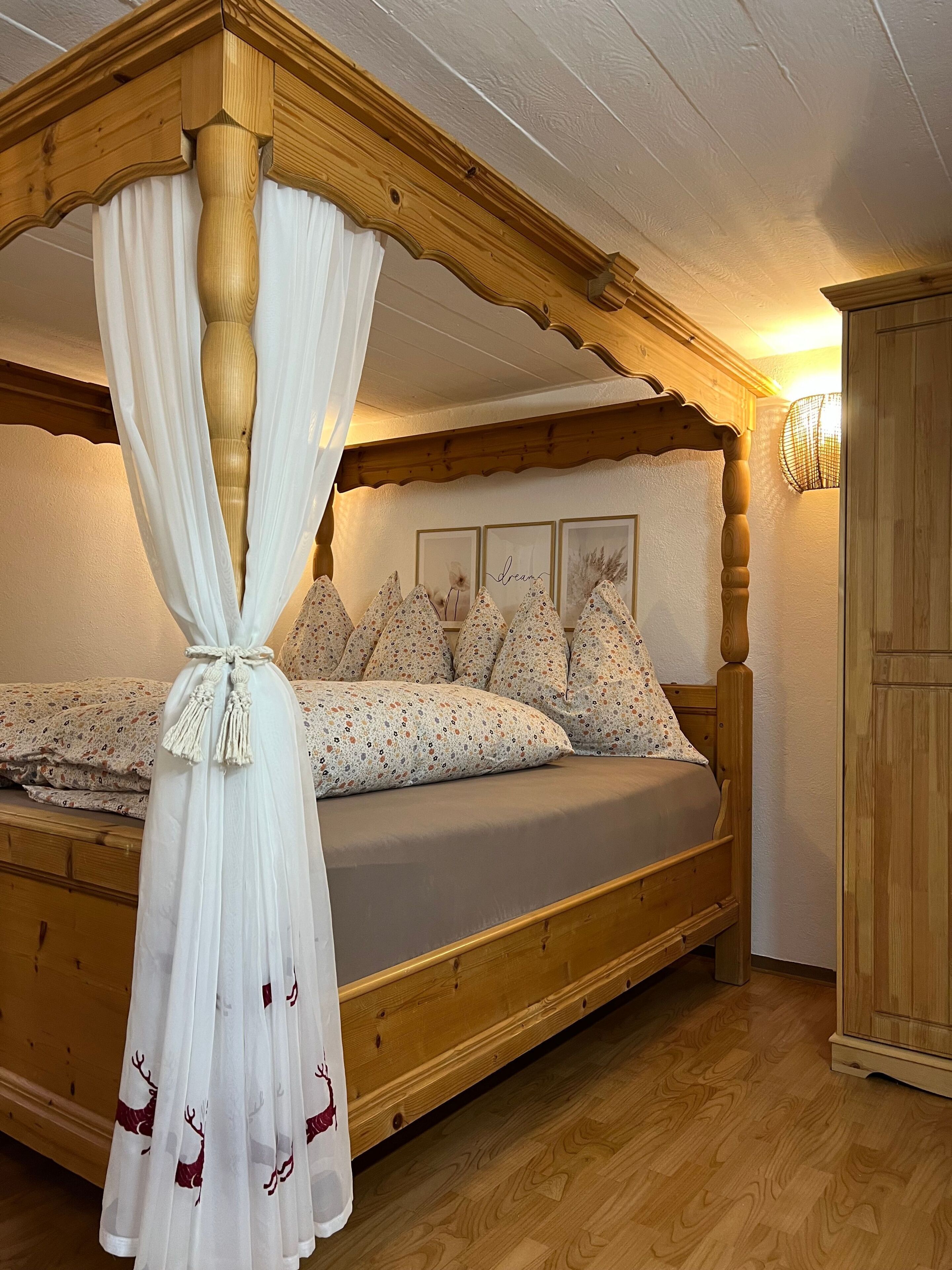 2 Schlafzimmer, Zimmersafe, Bügeleisen/Bügelbrett, Reisekinderbett