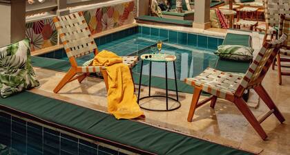 Townhouse Boutique Hotel