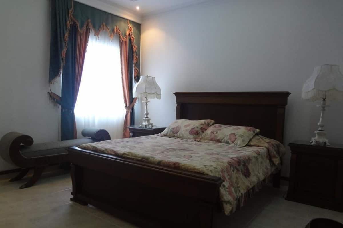 Double Room, 1 Double Bed