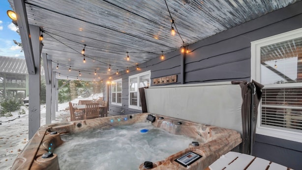 Bain à remous extérieur