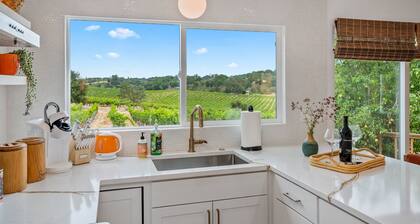 Pelletiere Estate’s Eastwood Casita -Romantic, Bright, Happy-Fast WIFI-Views! ☮️💚