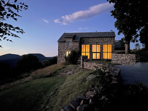 Beautiful and unique eco-friendly house with stunning views