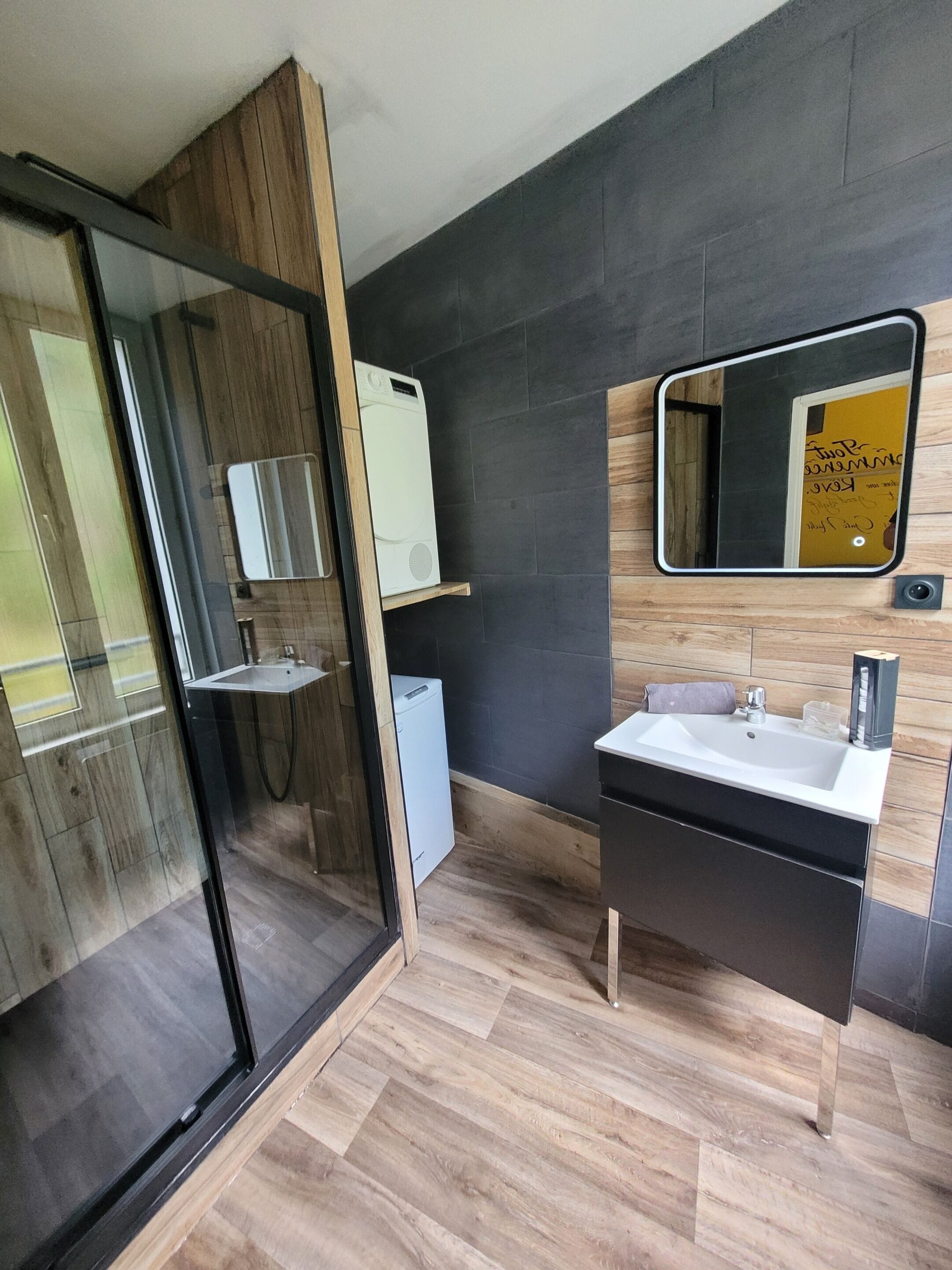 Apartment, Private Bathroom, Sea View | Bathroom