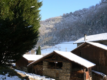 Exterior. Quiet hamlet house for nature lovers, hiking, skiing, cycling