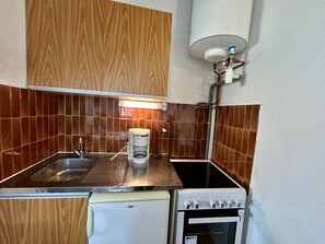 Uklassifisert bilde, 5 av 9, knapp