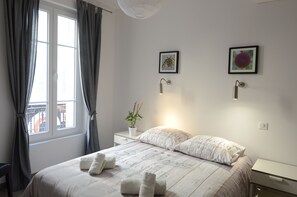 2 bedrooms, in-room safe, iron/ironing board, travel crib