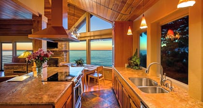 Inn Of The Lost Coast