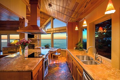 Inn Of The Lost Coast