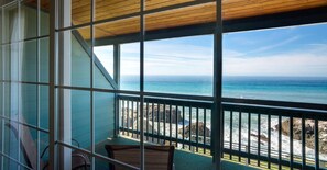 Comfort Suite | Terrace/patio - Inn Of The Lost Coast (Shelter Cove)