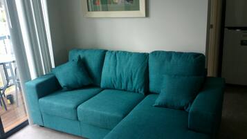 ๋๋ญ์ค ๋น๋ผ, ์นจ์ค 2๊ฐ, ๊ณต์ ์ ๋ง | ๊ณ ๊ธ ์นจ๊ตฌ, ์ฑ
์, ๋ค๋ฆฌ๋ฏธ/๋ค๋ฆฌ๋ฏธํ, ๋ฌด๋ฃ WiFi