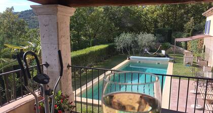 PROVENCE VILLA SEILLANS COTE D'AZUR 40 km from Cannes / Heated swimming pool