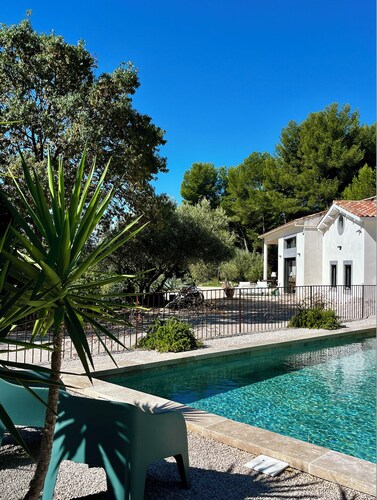 Neues Haus in ruhiger prox AIX MARSEILLE CASSIS