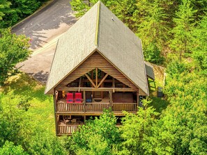 Exterior - The Cabin of your dreams! Stunning views (Sevierville)
