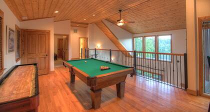 4BR, vistas de abuelo, bañera de hidromasaje, mesa de billar, cerca de Boone, Banner Elk, Ski Sugar Mtn, tirolesa