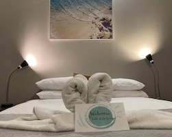 Private Family Room | Free WiFi, bed sheets