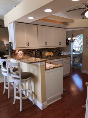 Fridge, microwave, oven, stovetop - Southern Exposure, Gulf Access, Heated Pool Home with a Hot Tub and Large Lanai! (Cape Coral)