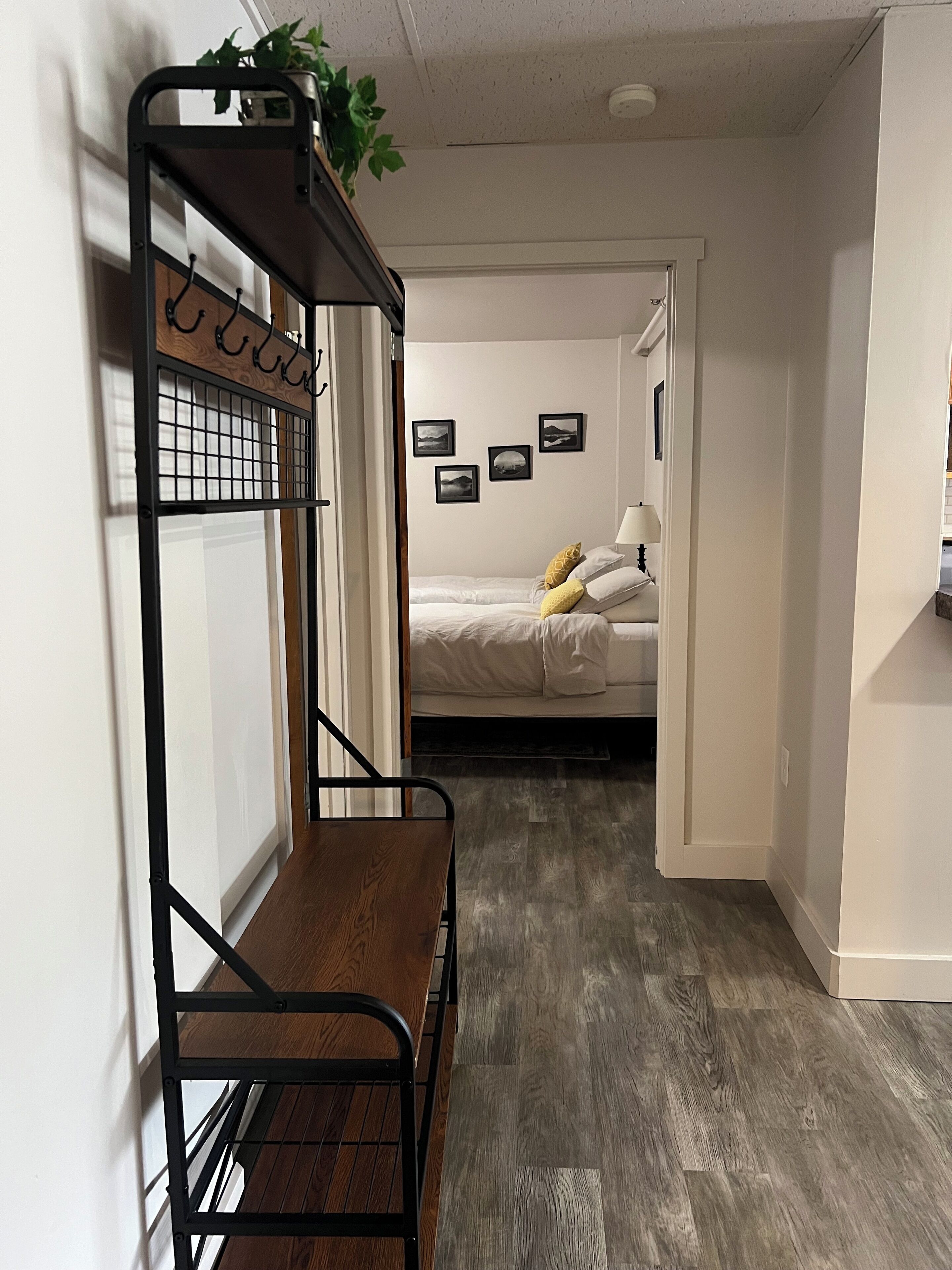 2 多间卧室、办公桌、熨斗/熨衣板、WiFi