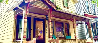 OhioCity Apt Near-WestsideMarket,Flats,Rock Hall!
