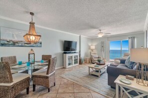 Smart TV, DVD player - Seain is Believin / Beachfront Condo with Large Balcony/Conveniently Located (Gulf Shores)