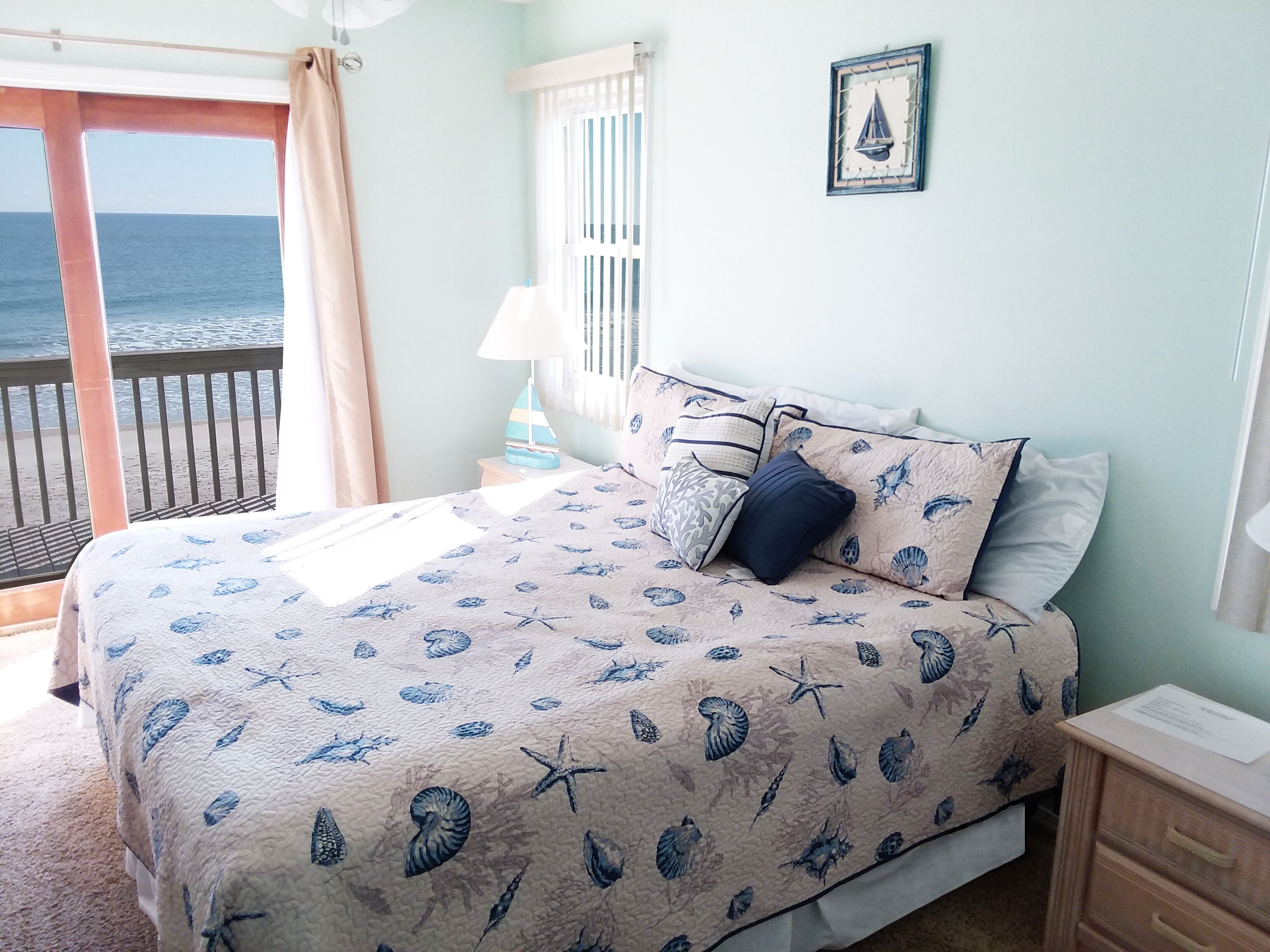 3 chambres, fer et planche à repasser, accès au Wi-Fi (inclus)