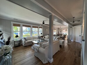 TV, fireplace, stereo, printers