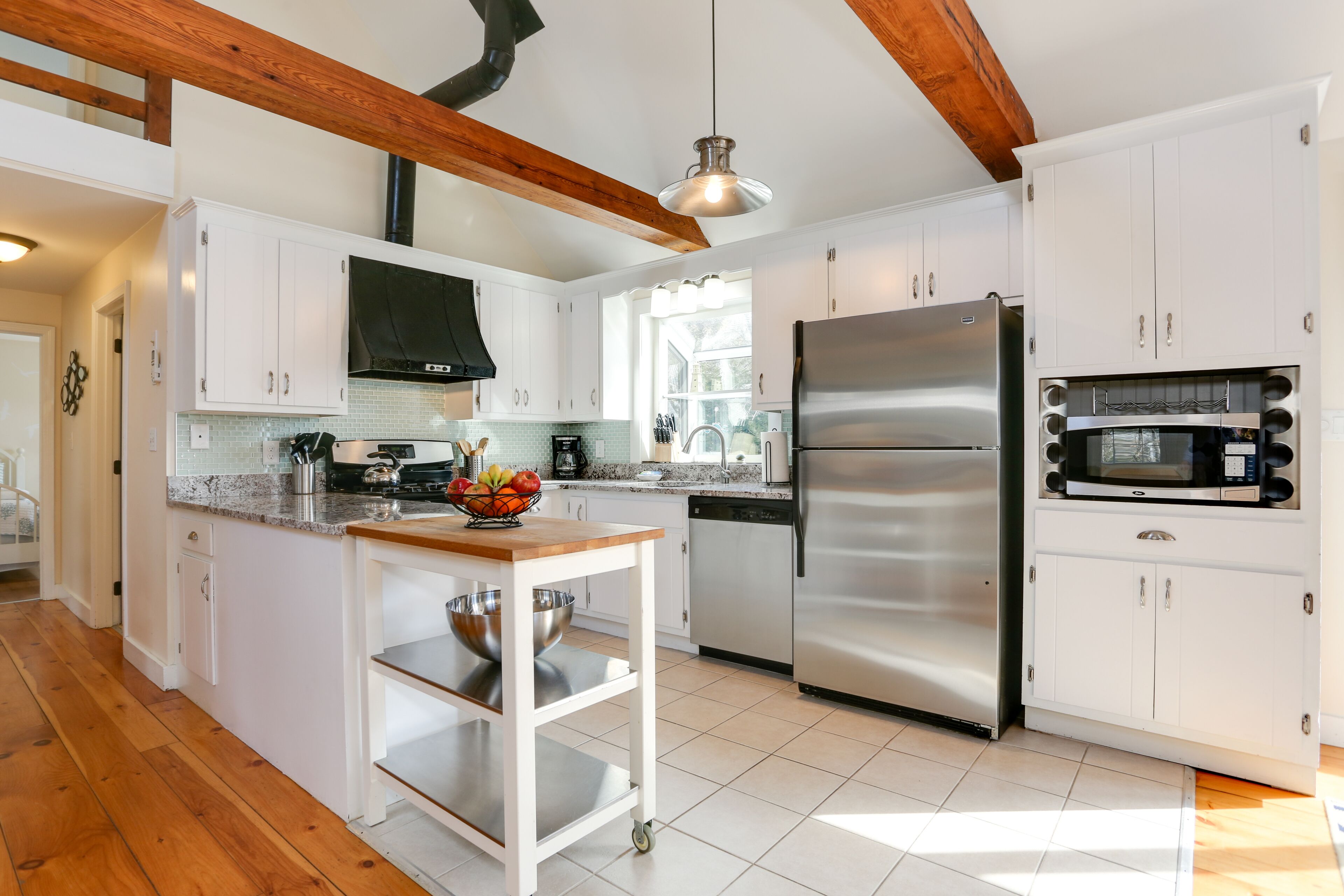 ELBOW INN ,Private Retreat with Two Master Suites