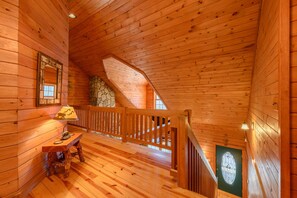 Interior - Spacious Log Cabin With Hot Tub (Vilas)