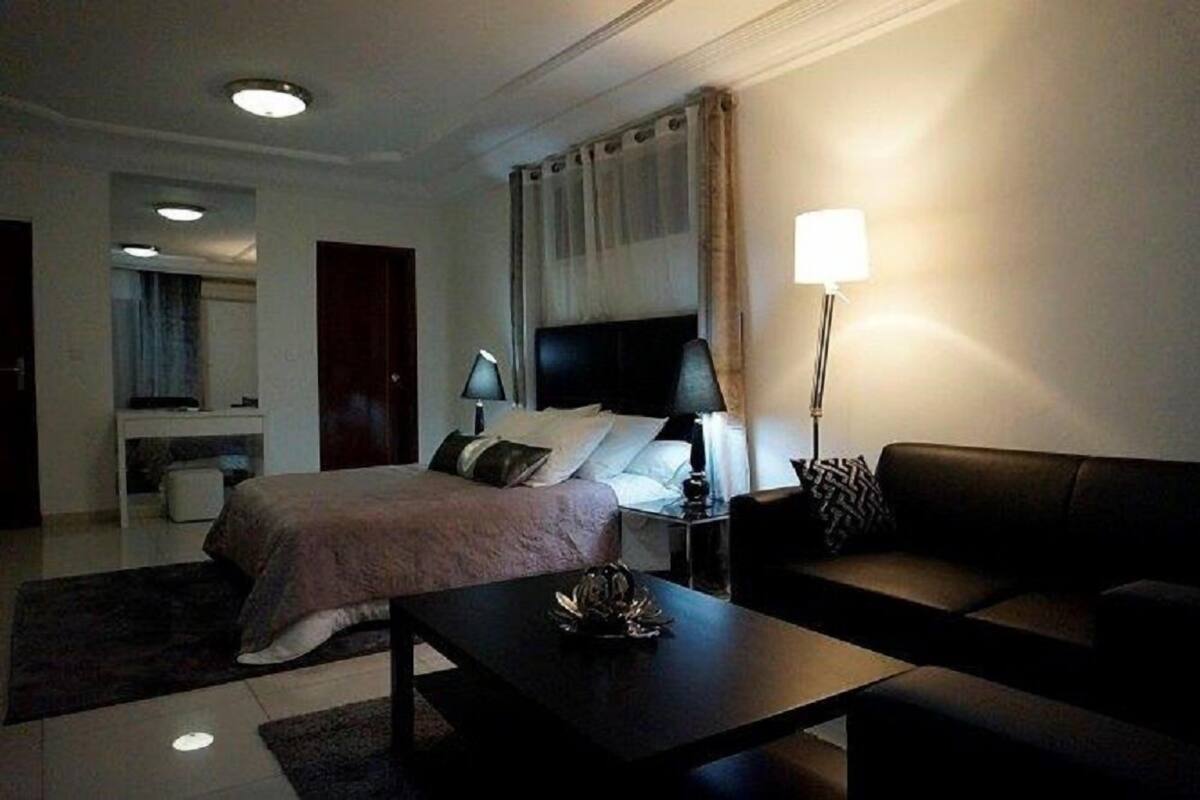 1 bedroom, in-room safe, free WiFi, bed sheets