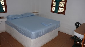 1 bedroom, free WiFi, bed sheets - Guicci Resort - Playa Corona beach  (San Carlos)