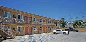 Exterior - Rosa Bell Motel - Los Angeles (Los Angeles)
