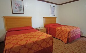 2 Queen Beds -  Non-Smoking