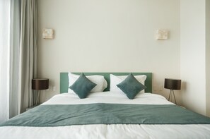 1 bedroom, in-room safe, desk, free WiFi