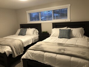 2 soverom, strykejern/-brett, wi-fi (inkludert) og sengetøy